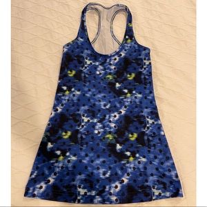 Women’s Lululemon workout tank top